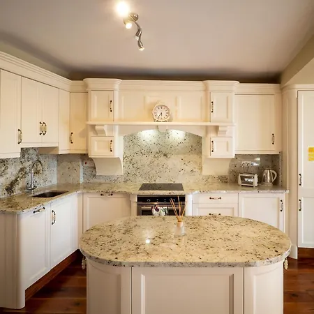 360 - クリフデン